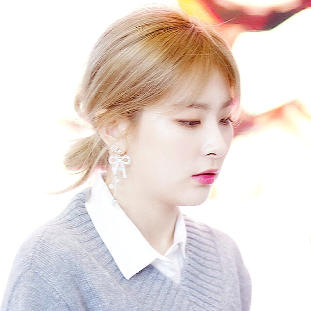 我是你如梦山河的故人。