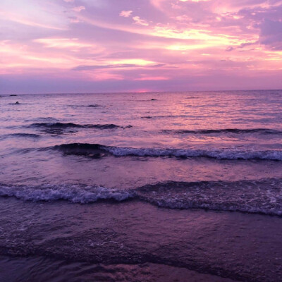 #今日份背景#
灯关了 我可以哭了吗
楚君璃 | 顾辞.