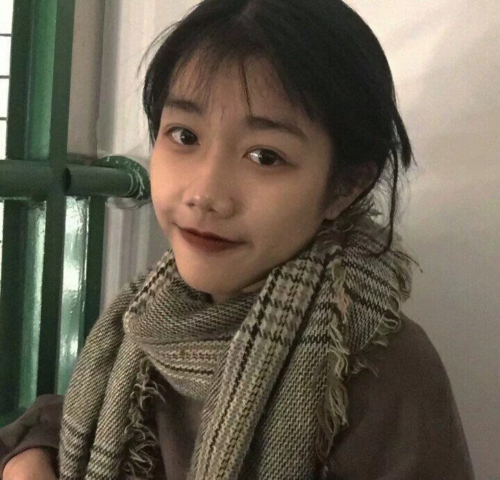 “如果生活很苦的话，你要不要搬进我甜甜的心中”