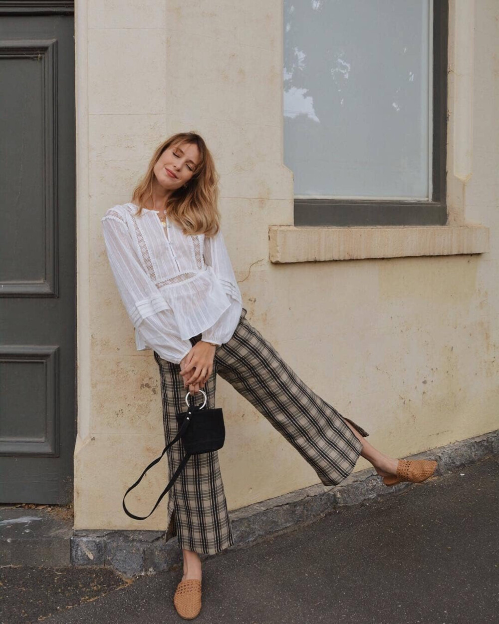 BY爱喝可乐的古娜小姐