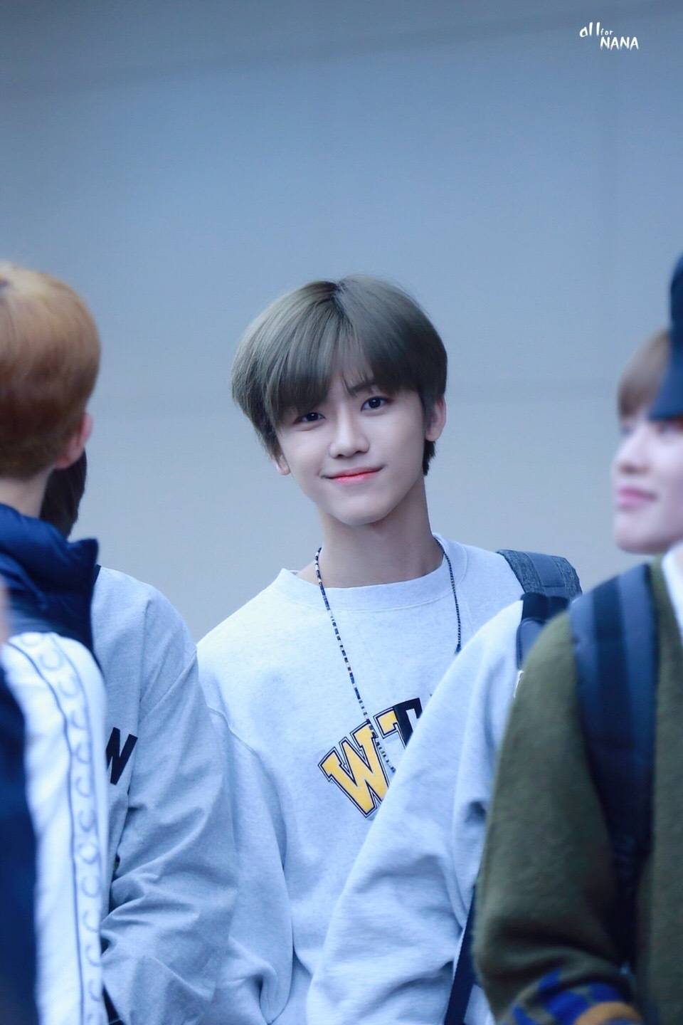  NCT DREAM 罗渽民 小甜豆 罗娜娜 颜值少年 爱豆 高清头像 壁纸 手机壁纸