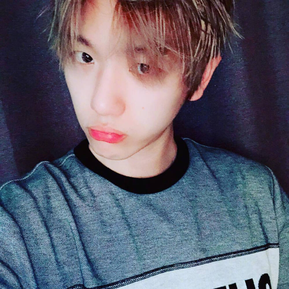 边伯贤ins181225merrychristmas