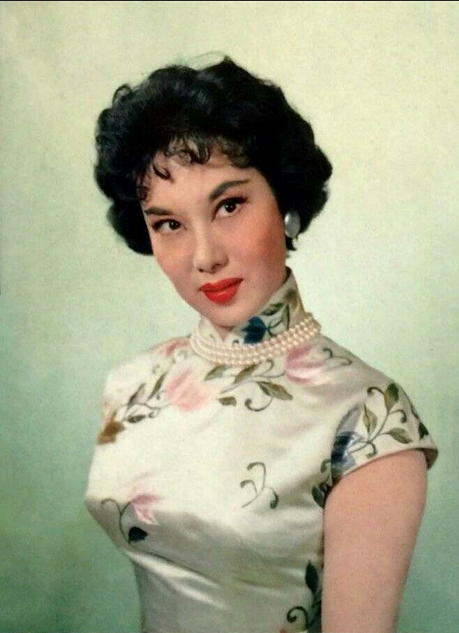 李丽华