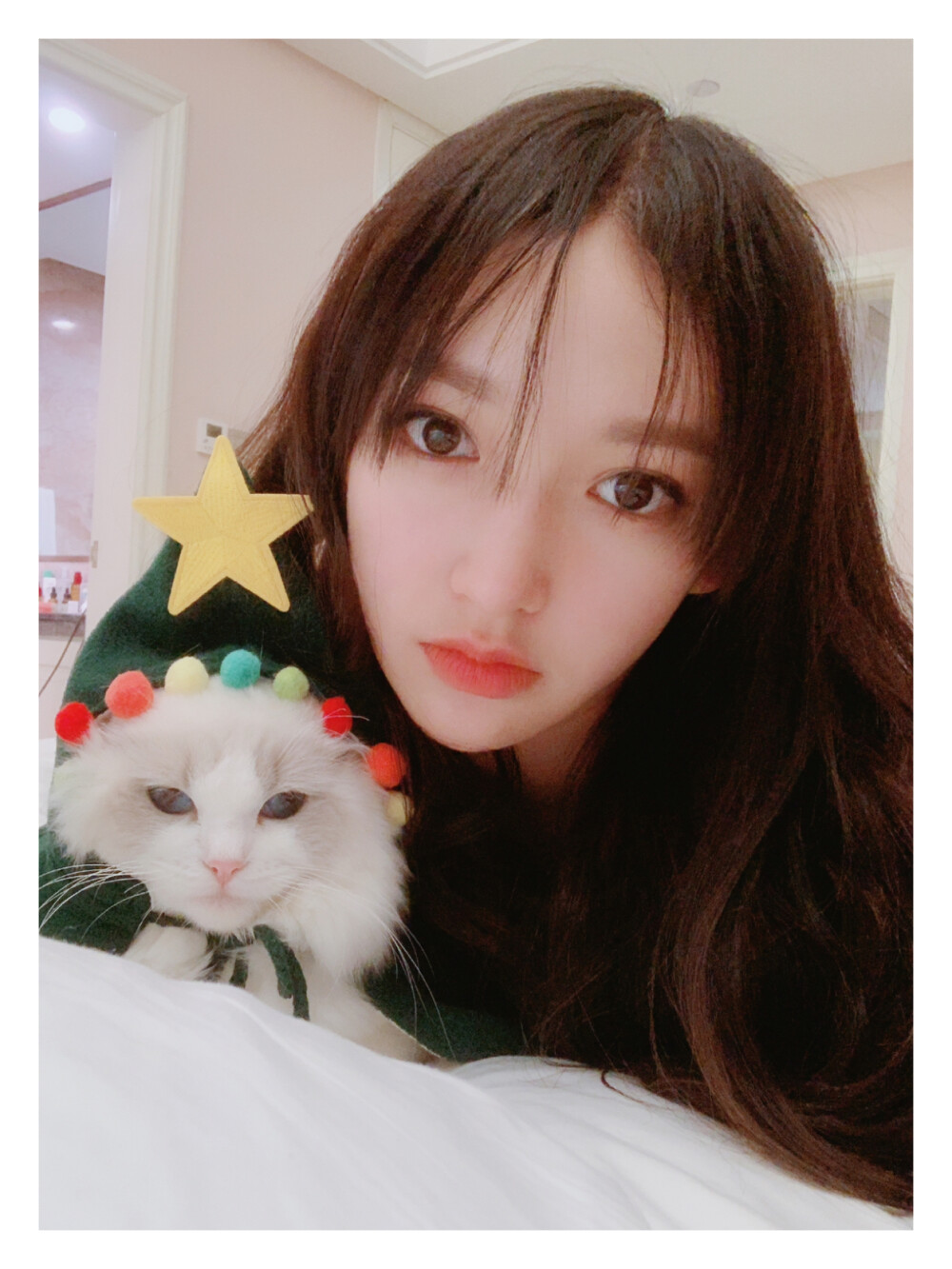 宇宙少女 程潇&susu
Merry Chrismas