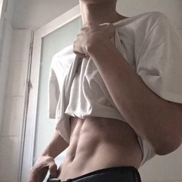 咸鱼诗の男生头像