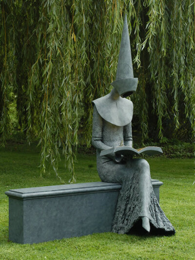 Philip Jackson. 1944.
Winner of National Peace Sculpture Competition,
Manchester City Council, 1987.
Elected Fellow Royal Society of British Sculptors. ​​​​