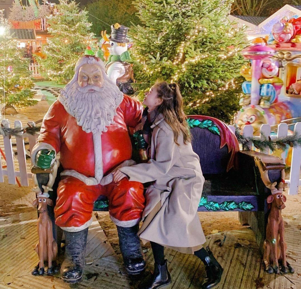 利和小姐姐的穿搭