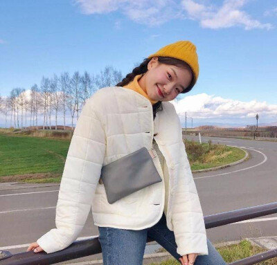 利和小姐姐的穿搭