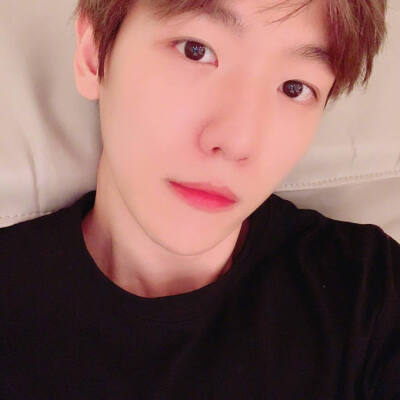 BAEKHYUN 边伯贤