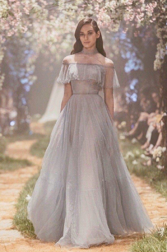 Paolo Sebastian 发布2018新品高定