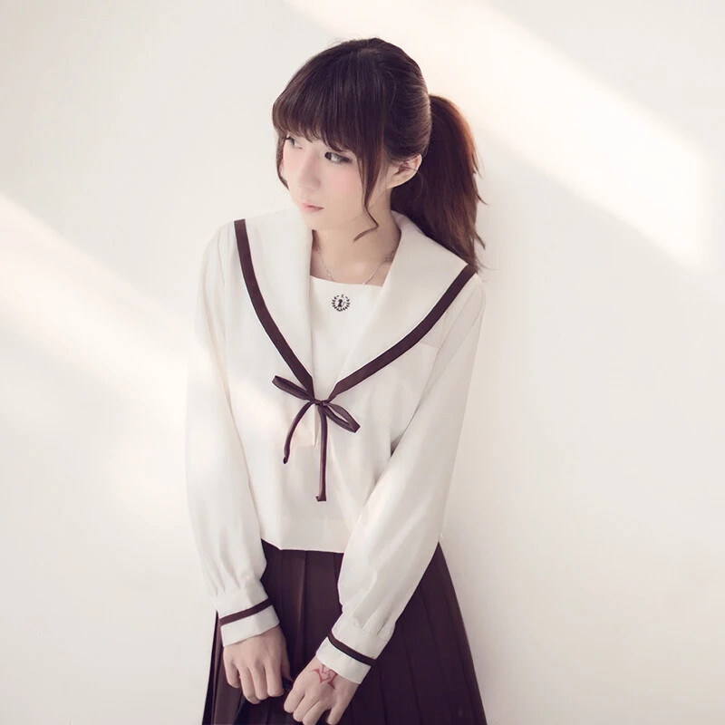 水手服