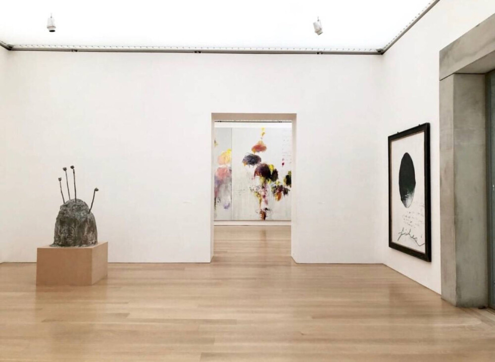 Cy Twombly Gallery
Menil Collection