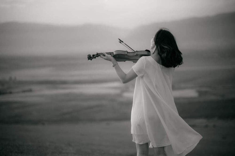 钢琴chara,提琴欧阳方,敲杯子frith