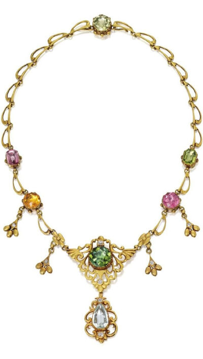 奢华珠宝 | 项链 十九世纪繁复的纹样与宝石的流光交织