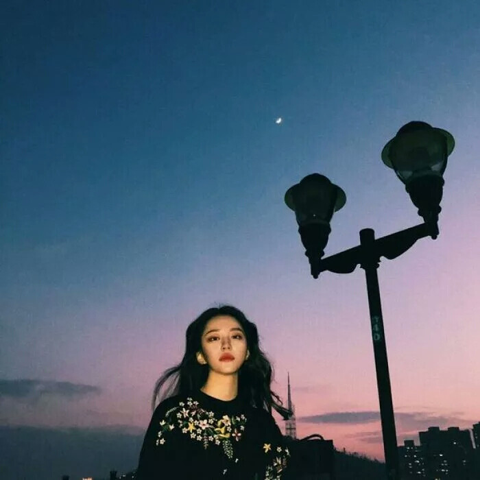 情侣头像·还记得/你说家是唯一的城堡/随着稻香河流继续奔跑
