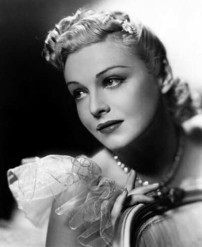 玛德琳卡洛
Madeleine Carroll 1906-1987年
英裔美国女演员