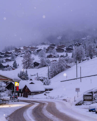 #最美雪景照大赛#瑞士的雪夜