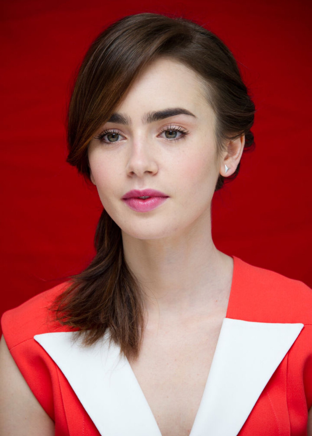 Lily Collins