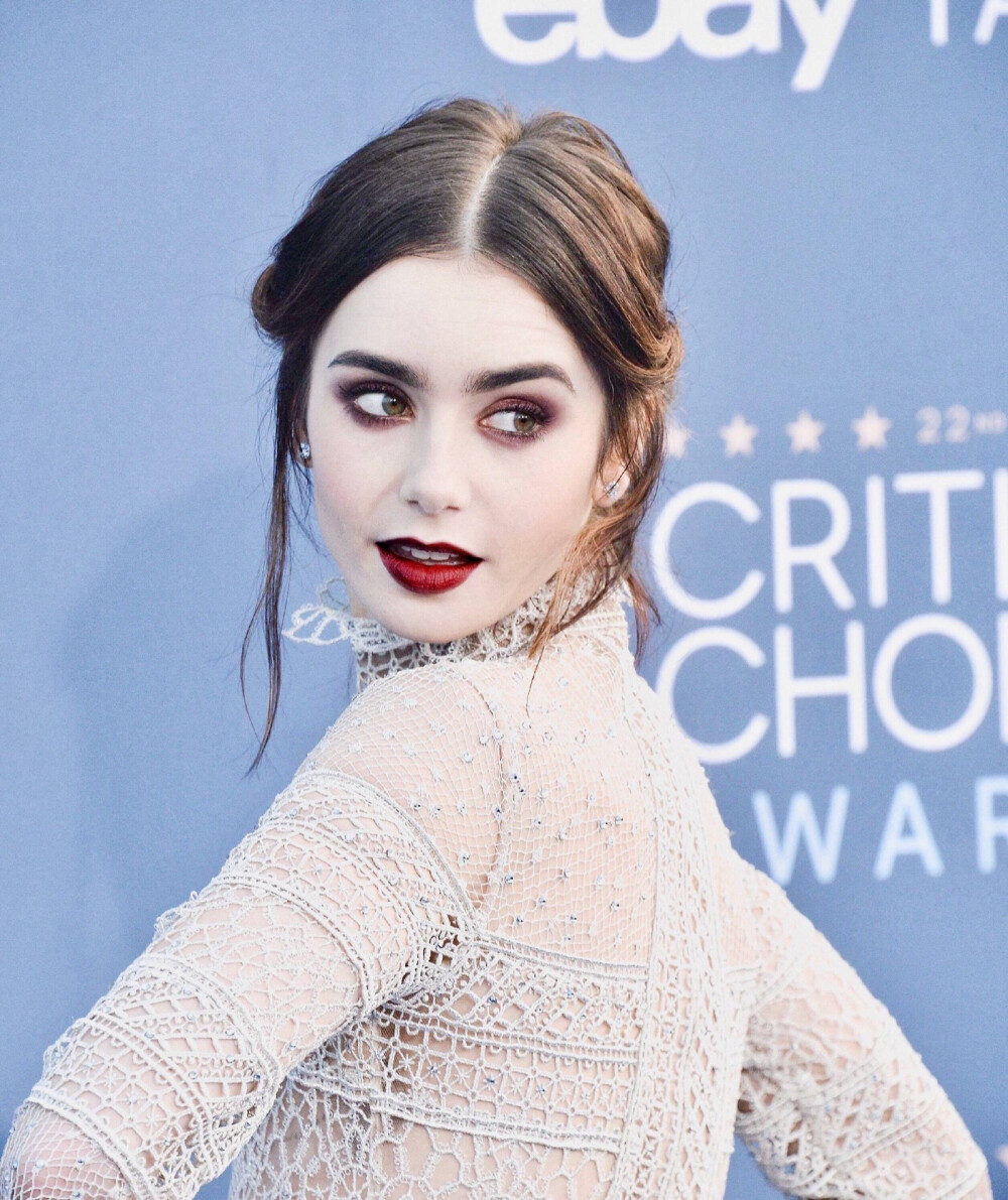 Lily Collins