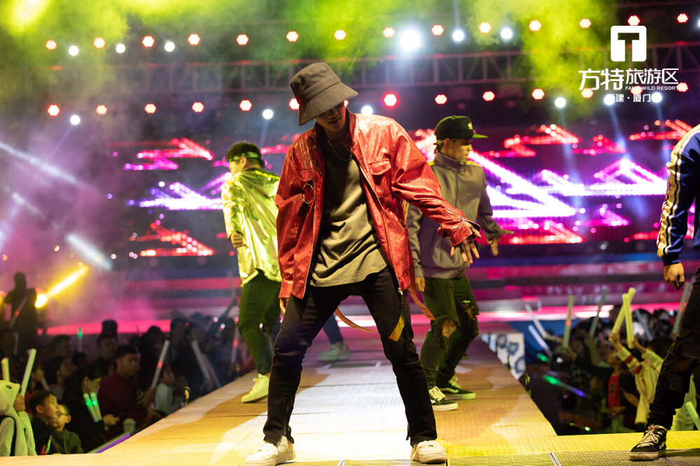 你的2018，已成过去，
新的2019，生活有一万种可能，
在方特，用仪式感标记每一种开始。
2019，我们来了！