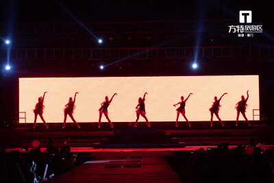 你的2018，已成过去，
新的2019，生活有一万种可能，
在方特，用仪式感标记每一种开始。
2019，我们来了！