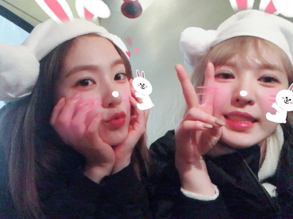 redvelvet裴珠泫irene孙胜完wendy红蓝cp