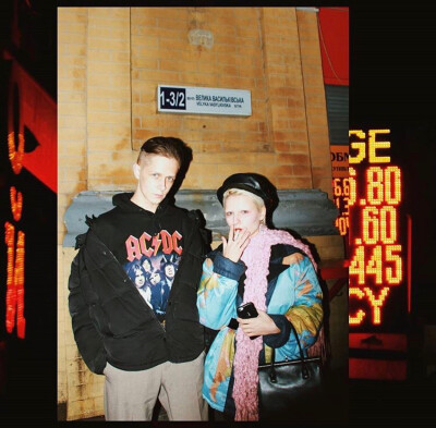 欧美晴头 来自@猪屎一