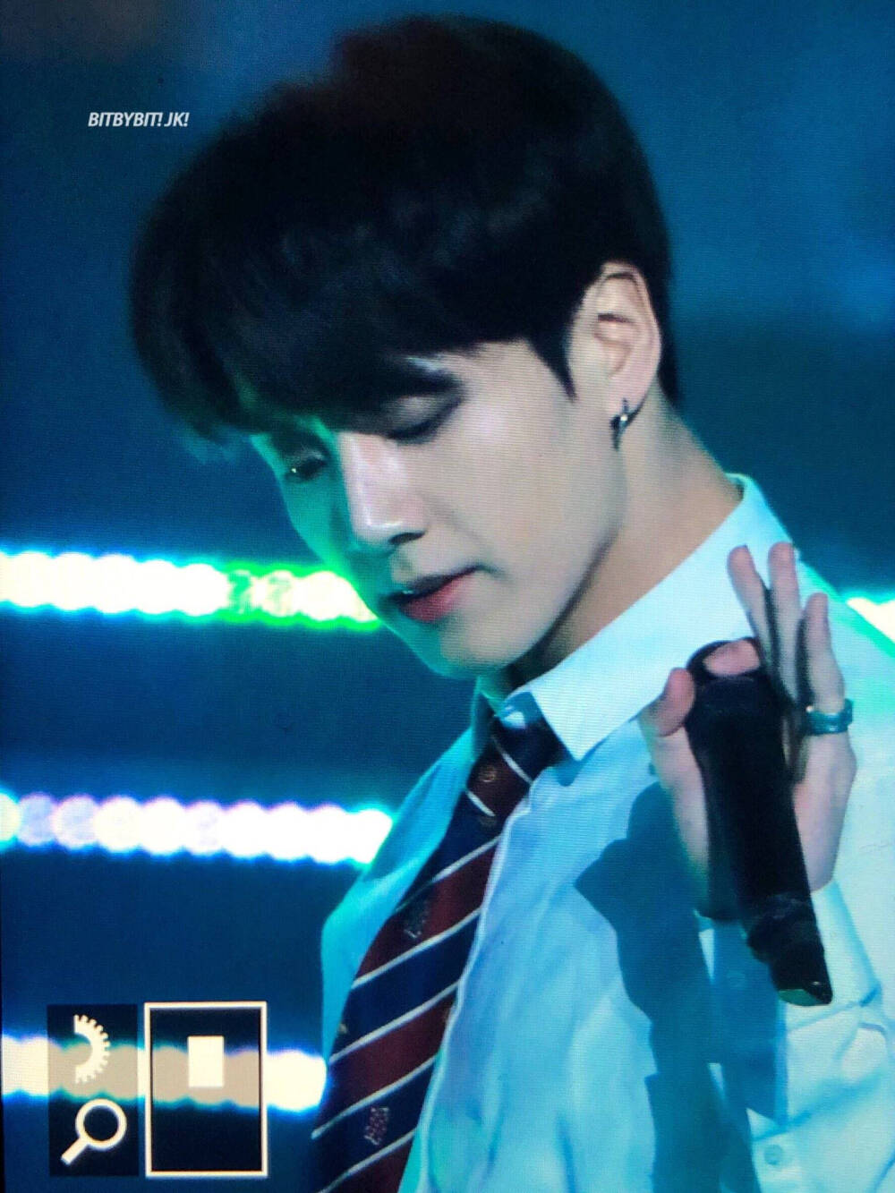 田柾国/小国/JUNGKOOK/JK
图源微博 拿图点赞收藏