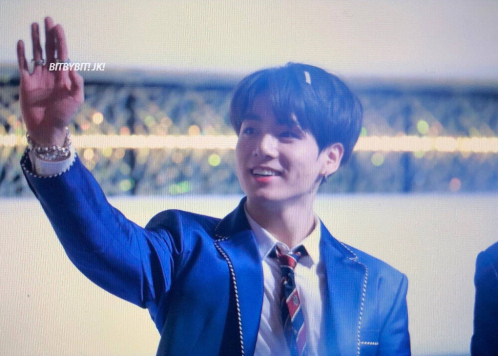 田柾国/小国/JUNGKOOK/JK
图源微博 拿图点赞收藏