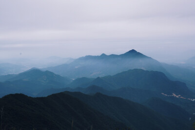 云海和天际线