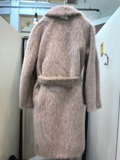 maxmara 剪标店大衣 8折