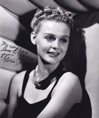 Gloria Stuart ​​​​