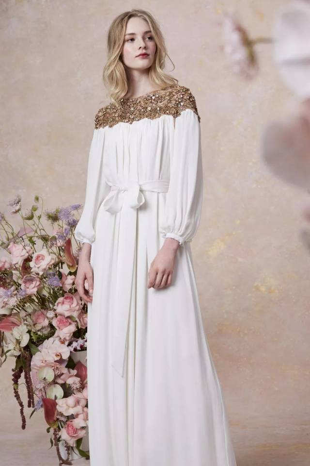 Marchesa（玛切萨）释出2019早春度假系列LookBook