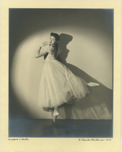 Margot Fonteyn 玛戈·芳婷 | 英国
源自Weibo博主@ 暮染残菲