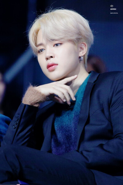 朴智旻Jimin旻旻糯米团子박지민Chimchim.
ᴄʀ.9597POTATO