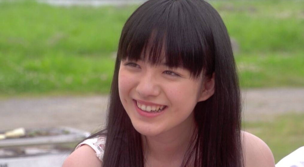 小岛藤子非常好看的女孩