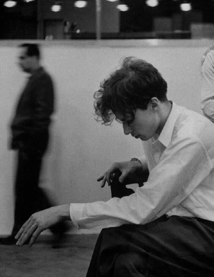 Glenn Gould, 1955. Photo by Gordon Parks.