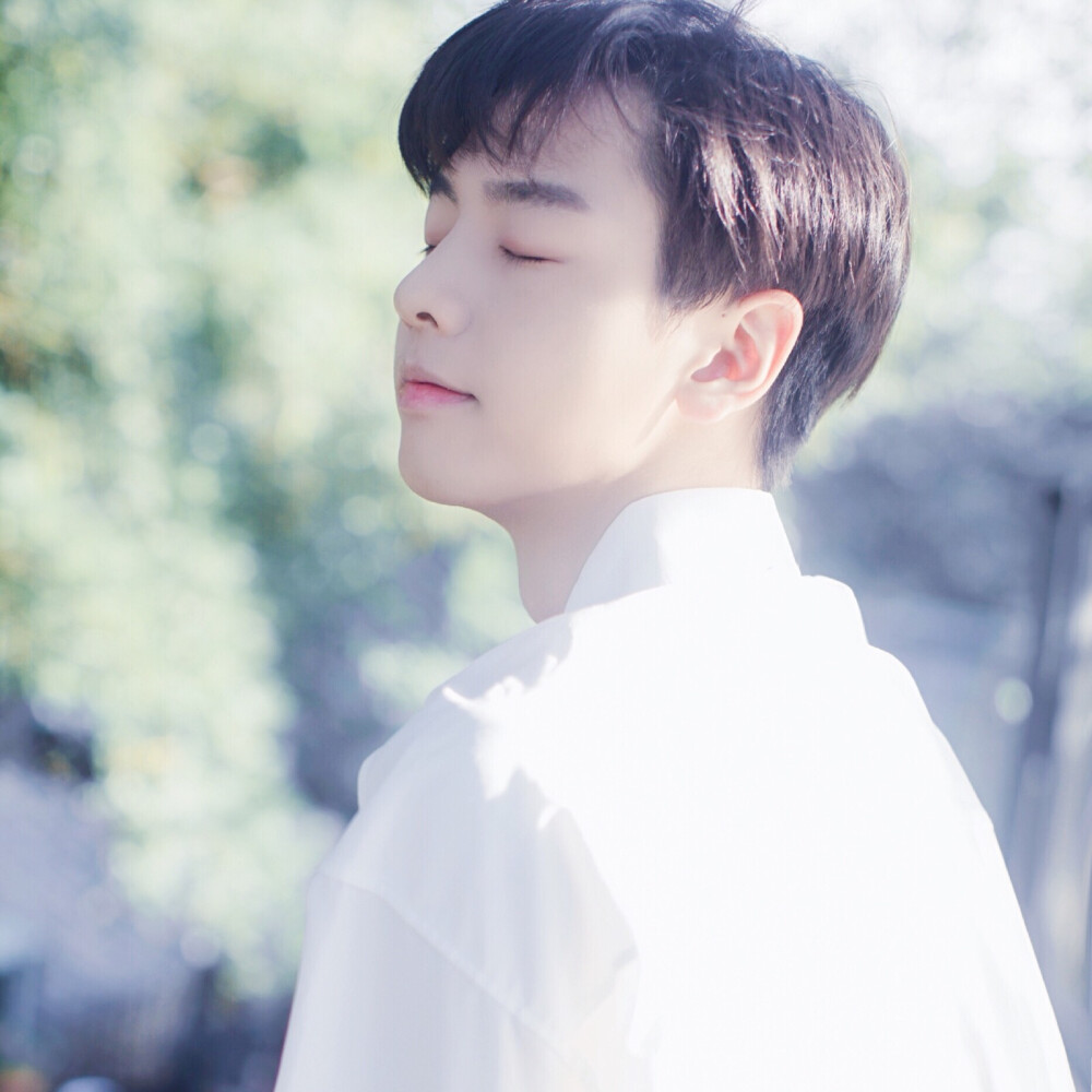 白衬衫侧脸男头猫奴净男1评论12更多所有评论你也来说些什么吧