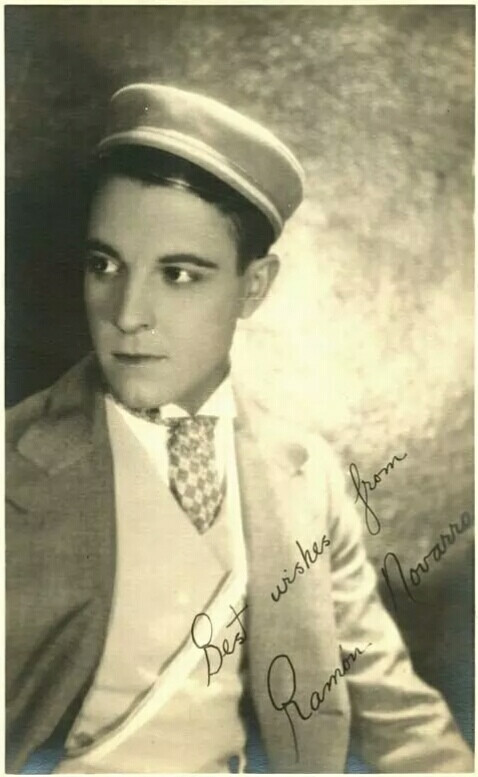 拉蒙诺瓦罗
Ramon Novarro 1899-1968年
美国演员