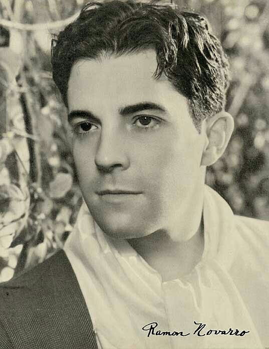 拉蒙诺瓦罗
Ramon Novarro 1899-1968年
美国演员