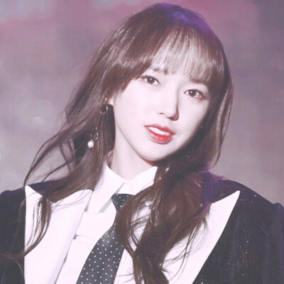 程潇头像/by沈灿阳