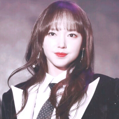 程潇头像/by沈灿阳