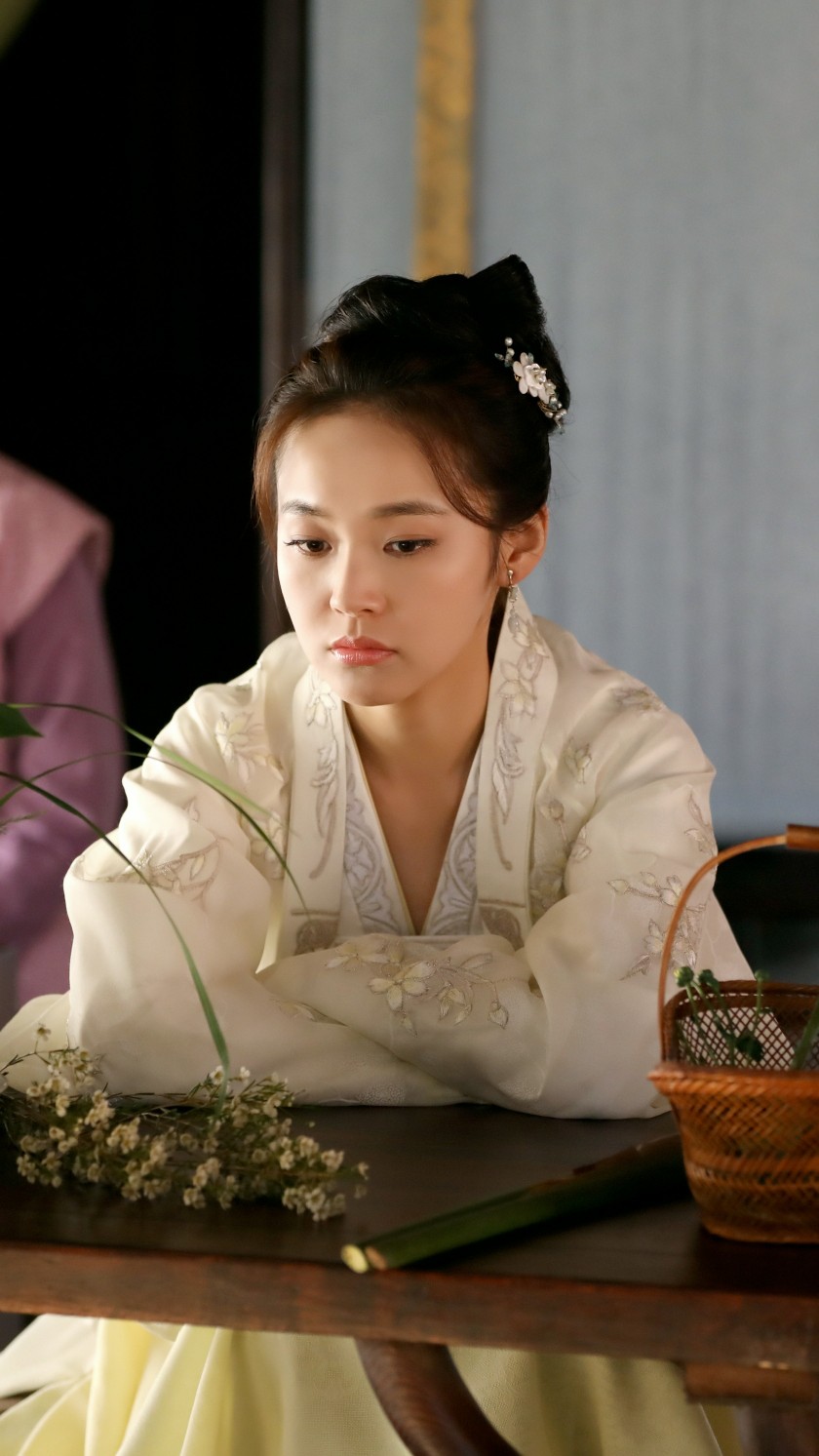 知否知否应是绿肥红瘦 盛如兰 张佳宁