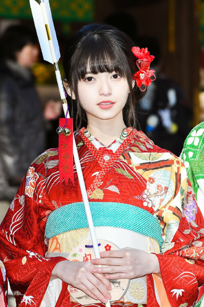 斋藤飞鸟
成人礼和服图
