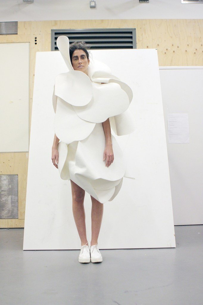 2013 central saint martins white show ​​​​