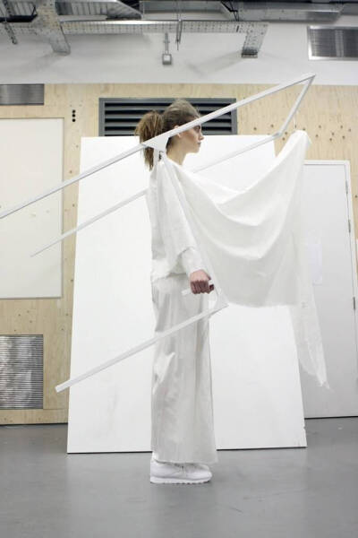 2013 central saint martins white show ​​​​