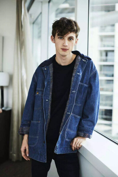 troye