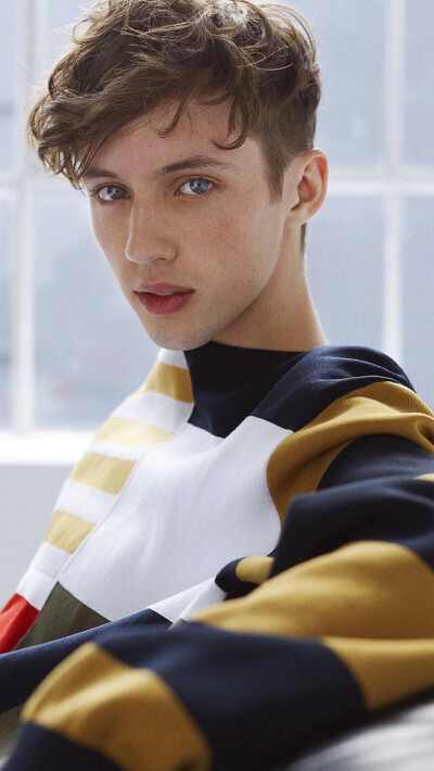 troye