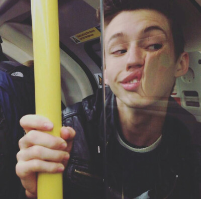 troye