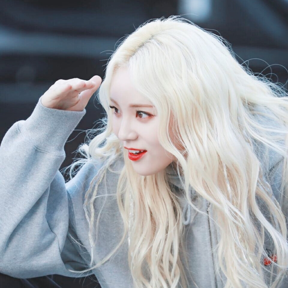 Jinsoul 鄭真率｜沈妤